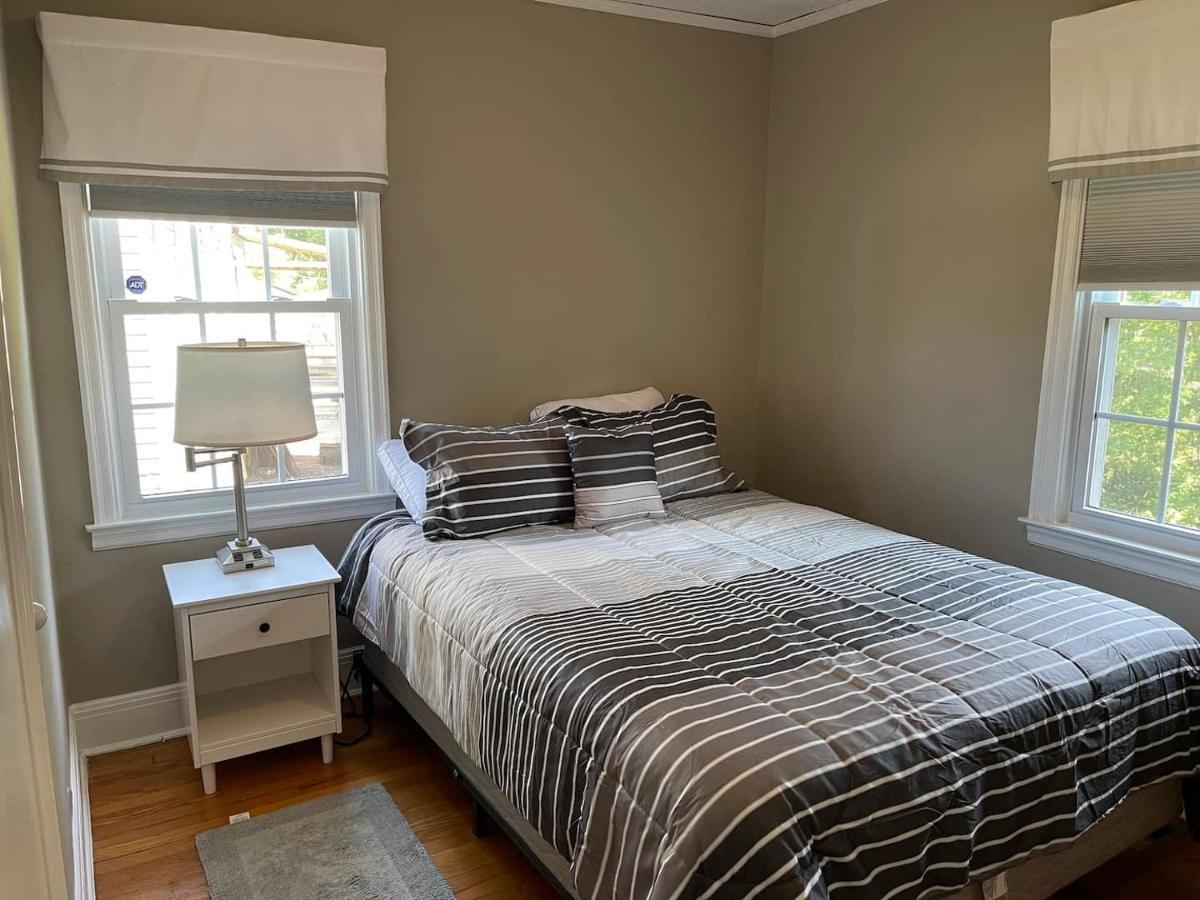 Quaint, Comfy, Close & Convenient Чарлстън Екстериор снимка
